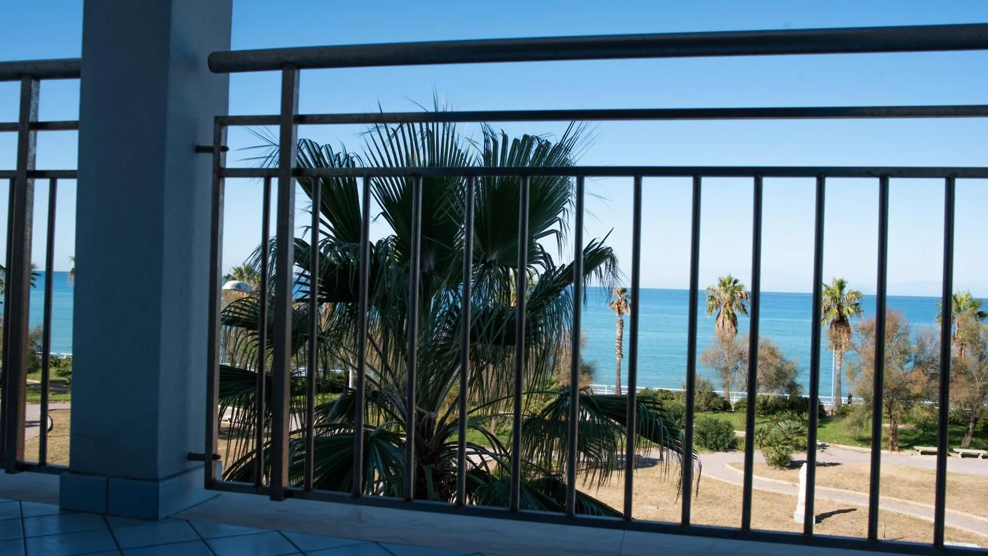Appart hôtel Residence Miljunka SantʼAgata di Militello