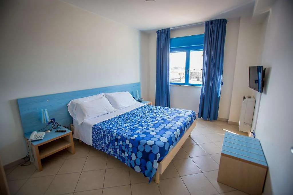 Residence Miljunka SantʼAgata di Militello 4*,