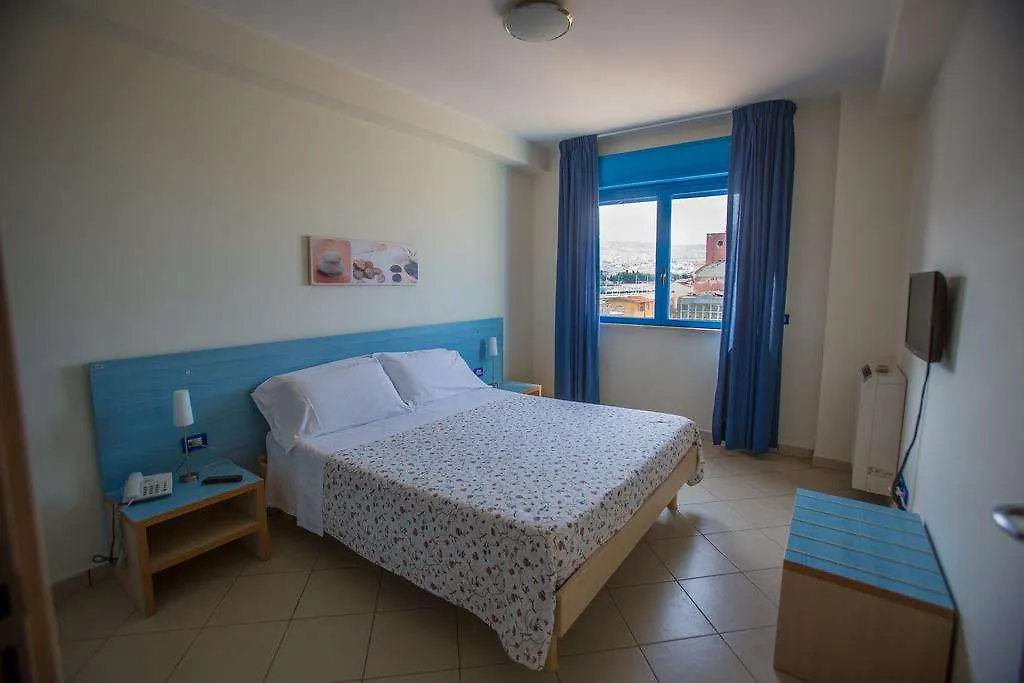 Residence Miljunka Sant'Agata di Militello 4*,  Italy