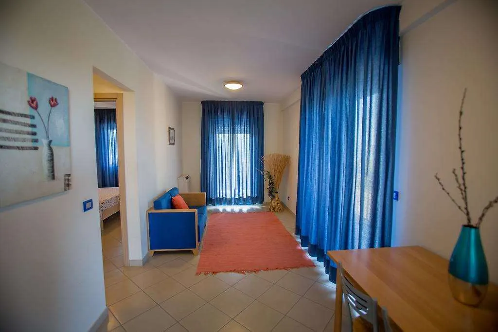 Residence Miljunka SantʼAgata di Militello Appart hôtel